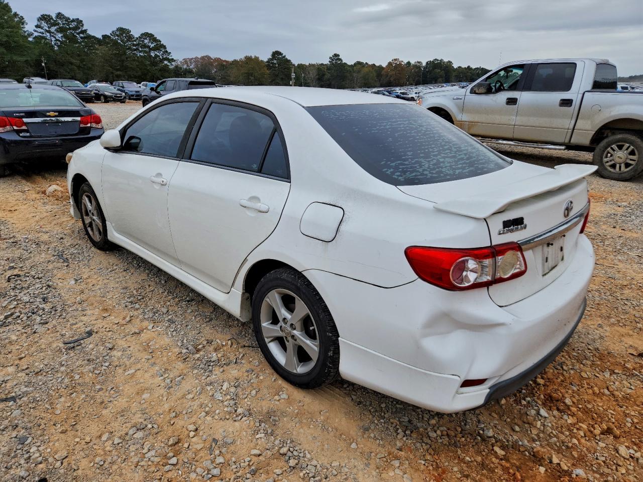 2013 TOYOTA COROLLA BASE photo 3