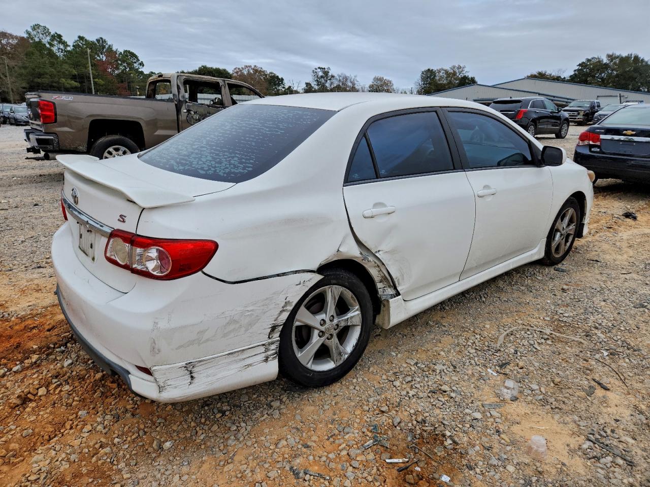 2013 TOYOTA COROLLA BASE photo 5