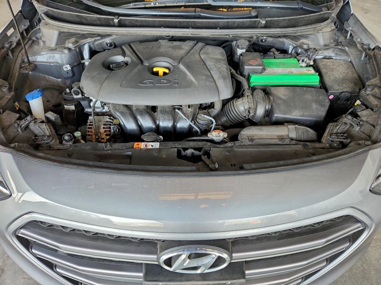 2016 HYUNDAI ELANTRA GT photo 11
