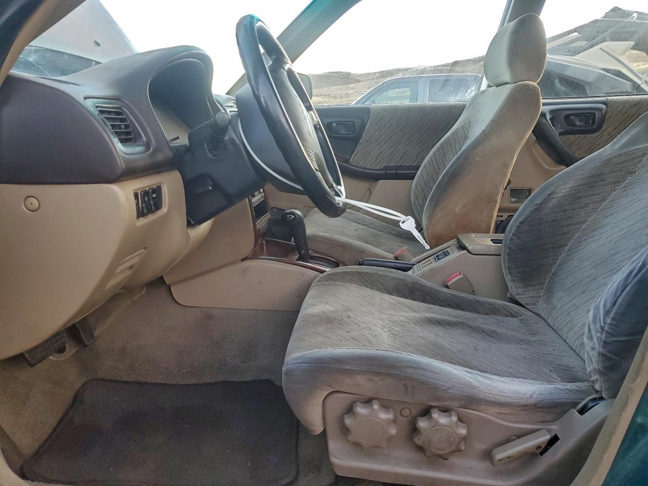 1999 SUBARU FORESTER S photo 7