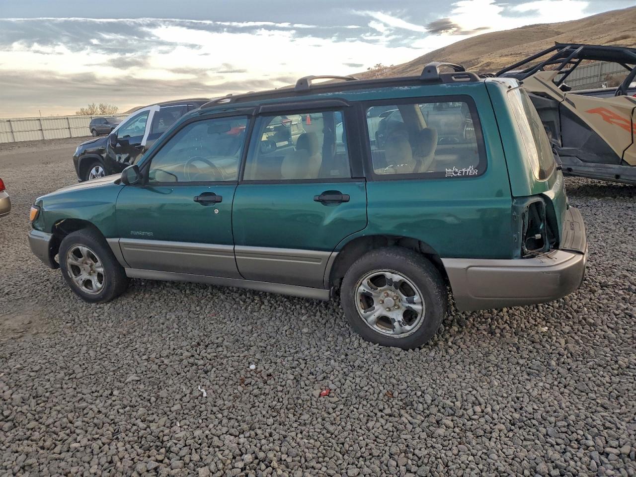 1999 SUBARU FORESTER S photo 2
