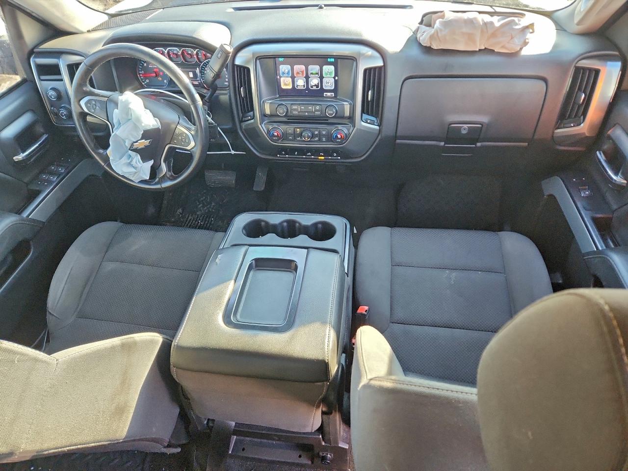 2018 CHEVROLET SILVERADO K1500 LT photo 8