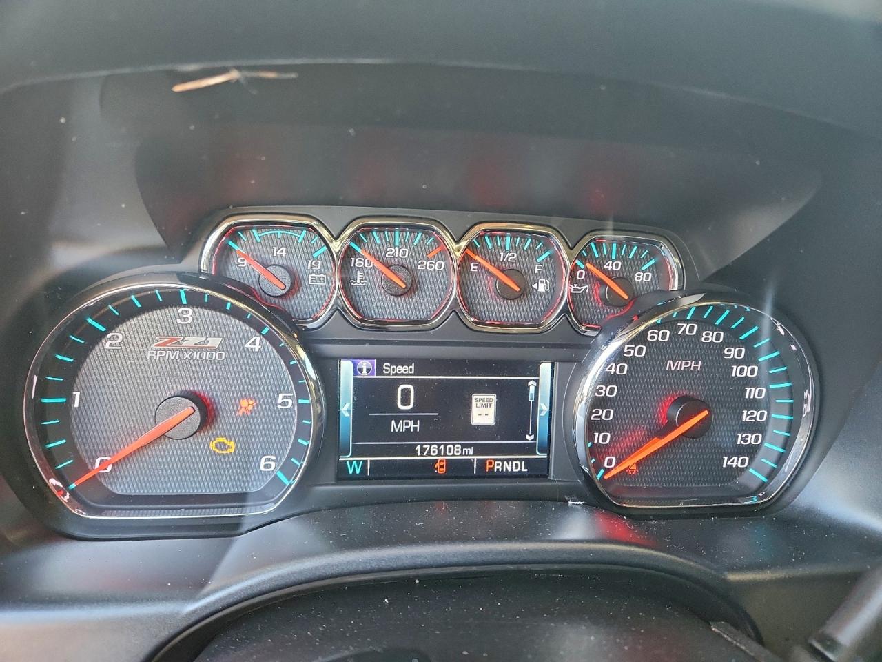 2018 CHEVROLET SILVERADO K1500 LT photo 9