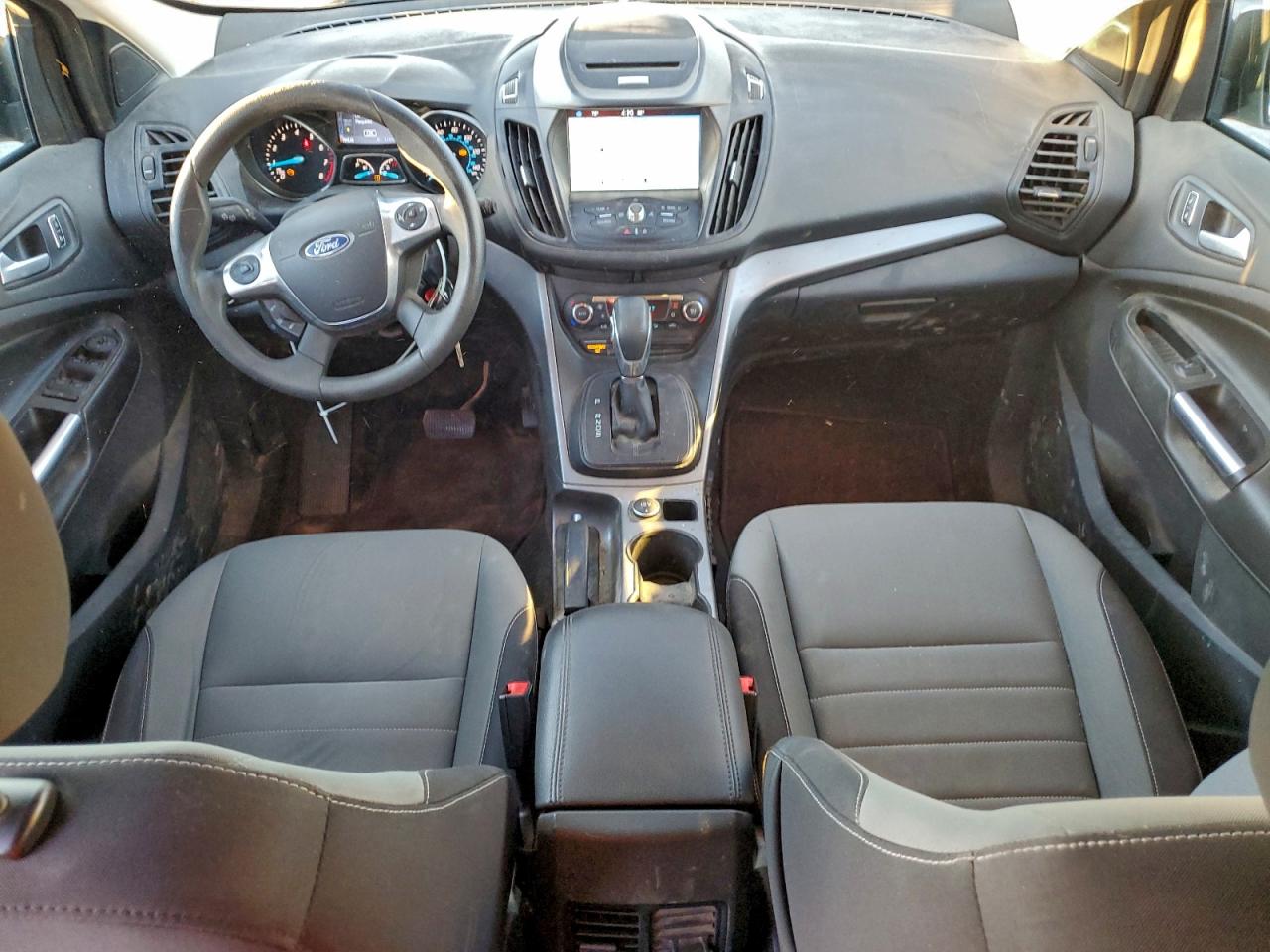 2016 FORD ESCAPE SE photo 8