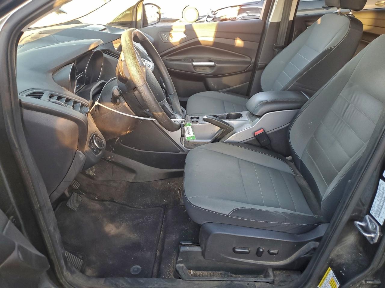2016 FORD ESCAPE SE photo 7