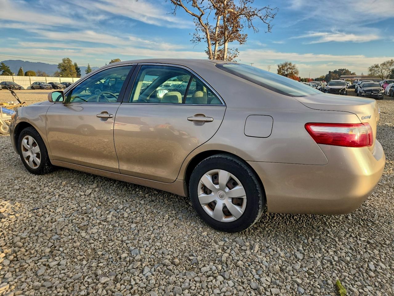 2009 TOYOTA CAMRY BASE photo 2