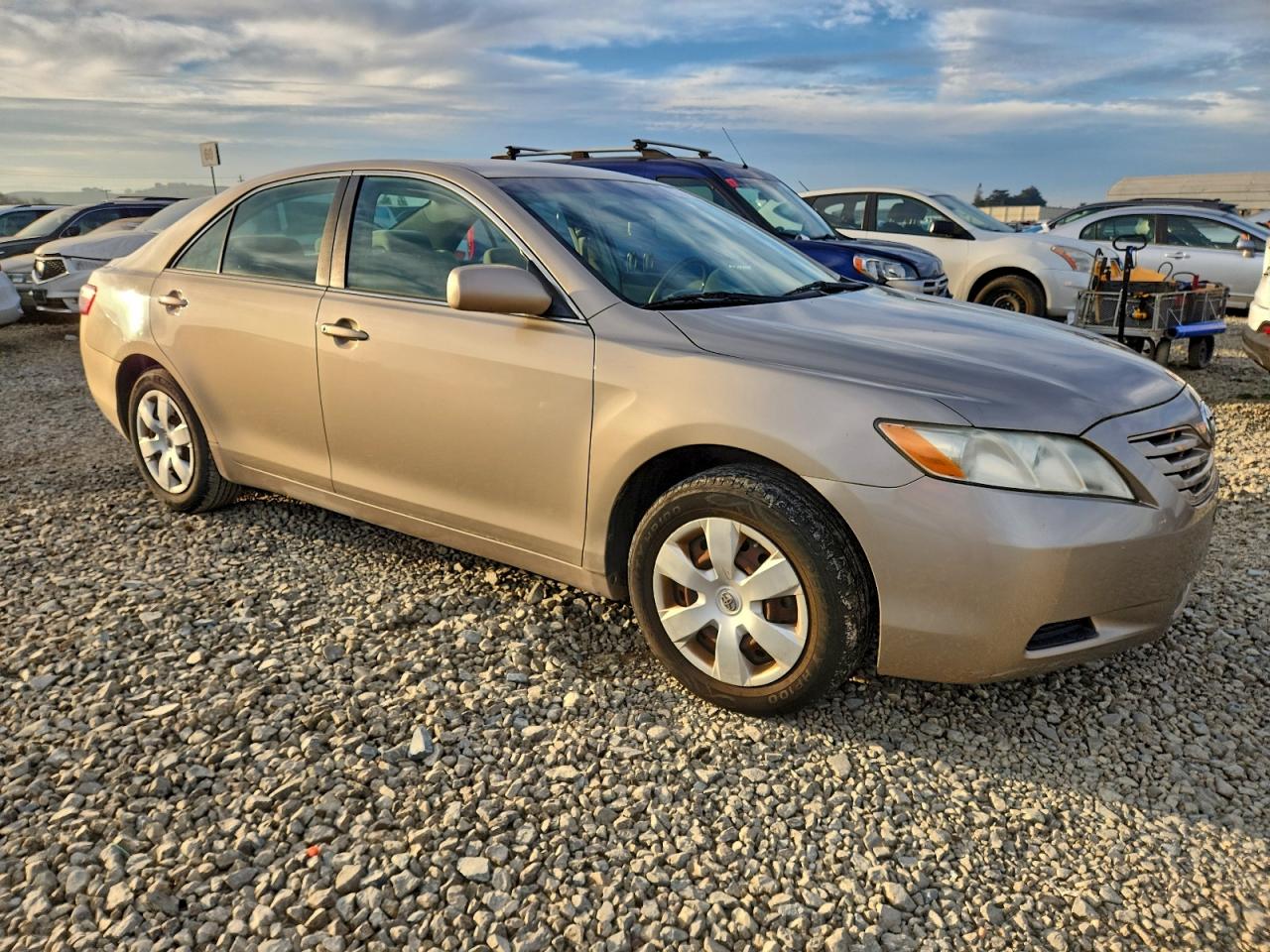 2009 TOYOTA CAMRY BASE photo 4