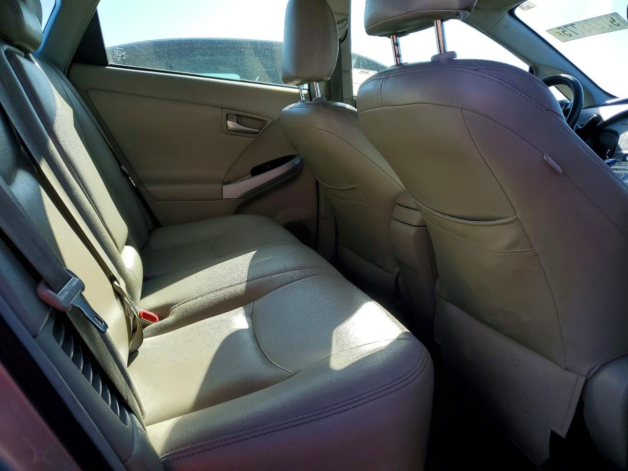 2012 TOYOTA PRIUS photo 10