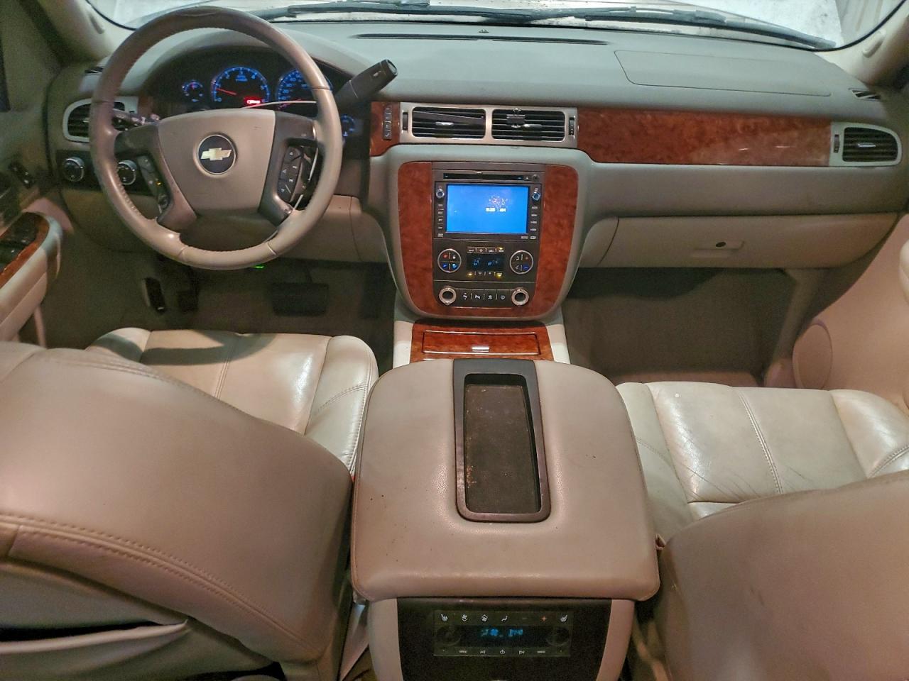 2007 CHEVROLET SUBURBAN K1500 photo 8