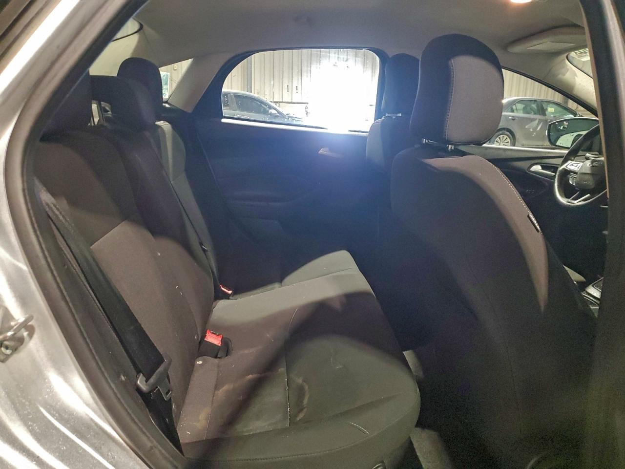 2015 FORD FOCUS SE photo 19