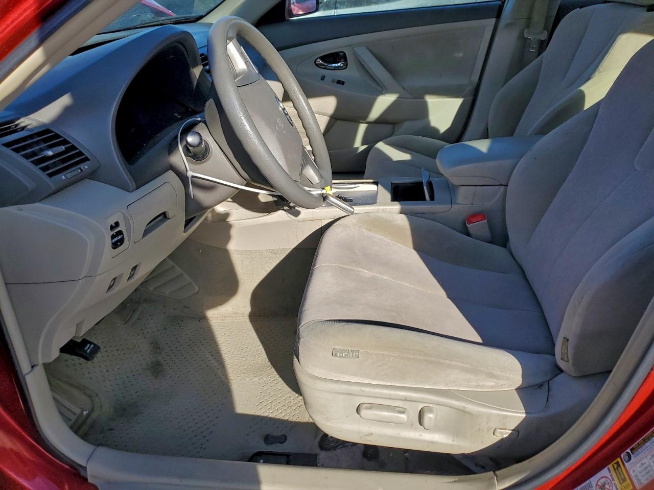 2010 TOYOTA CAMRY HYBRID photo 13