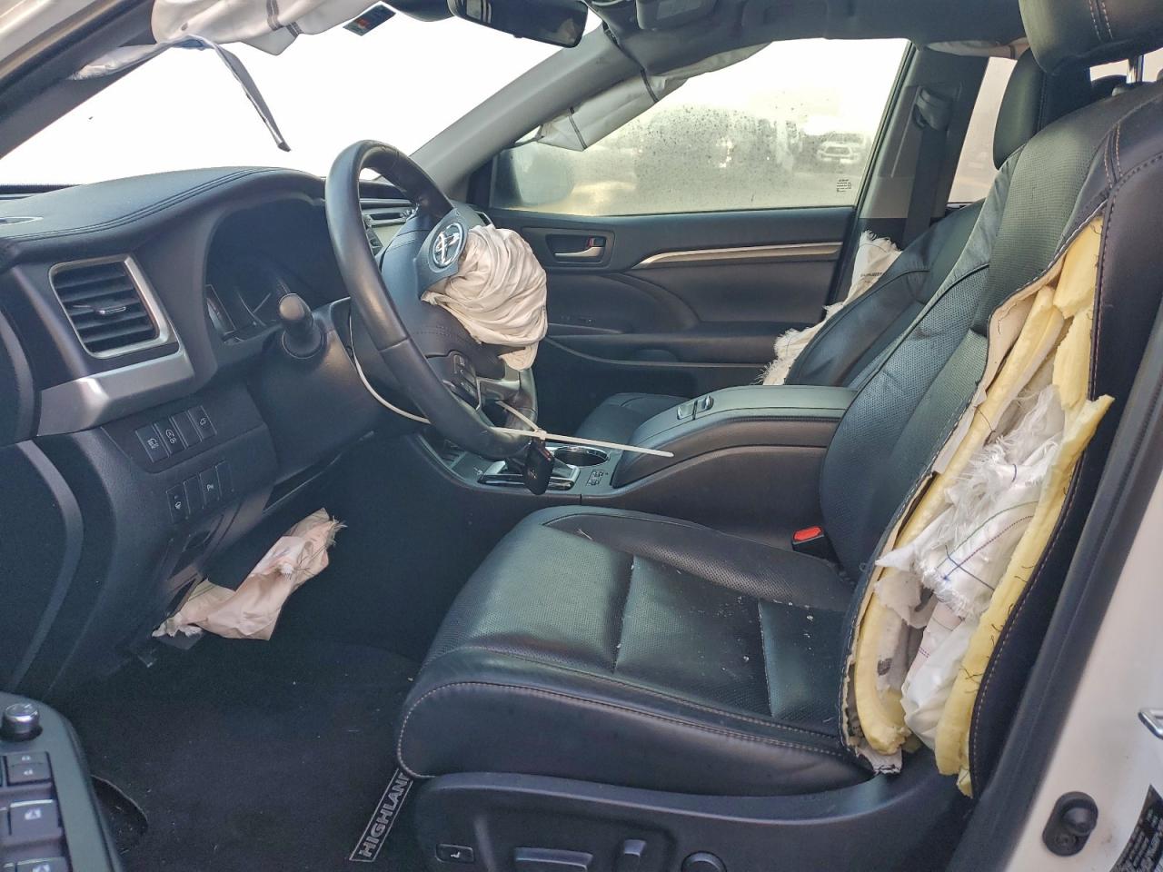 2019 TOYOTA HIGHLANDER LIMITED photo 19