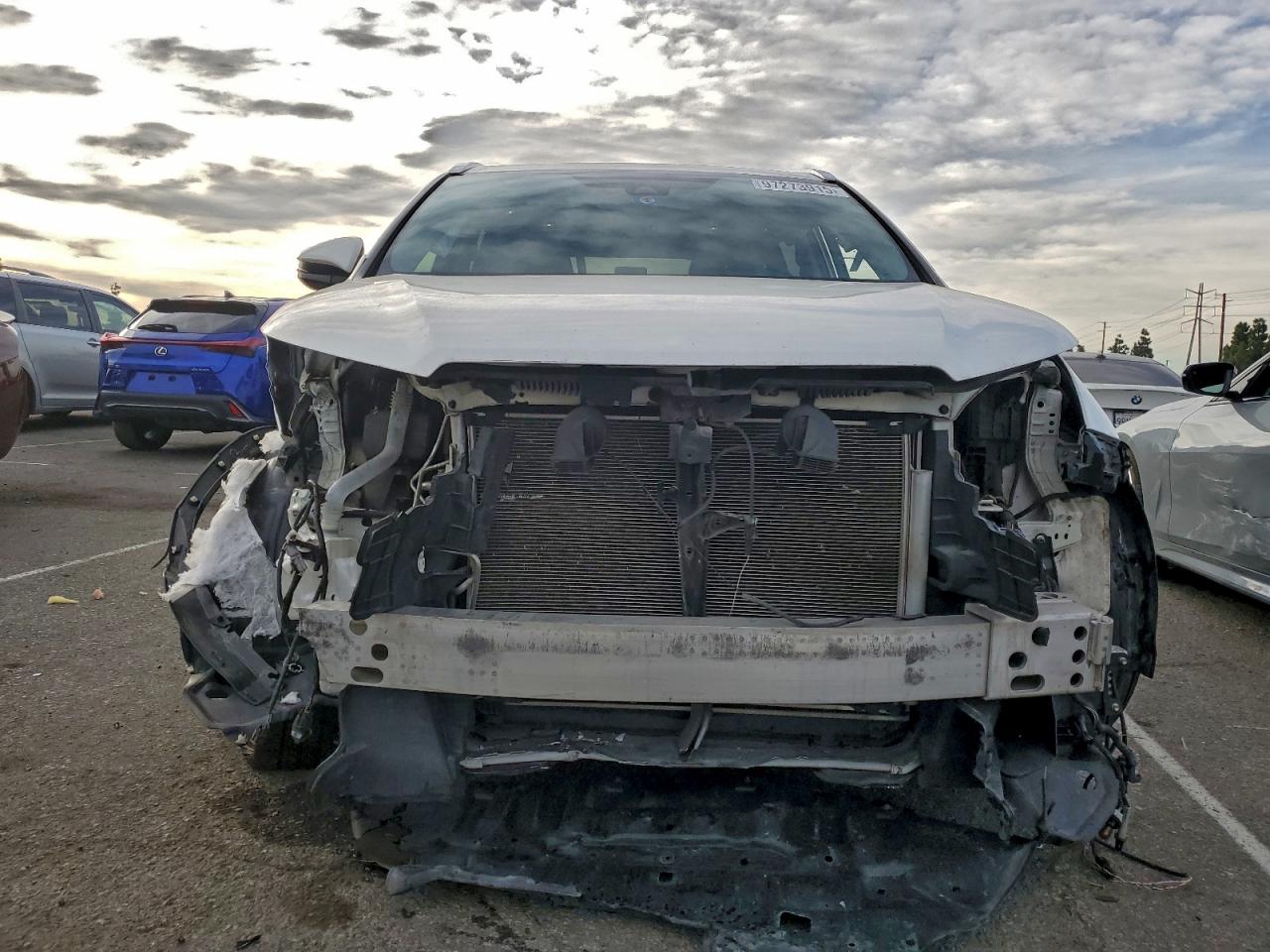 2019 TOYOTA HIGHLANDER LIMITED photo 13