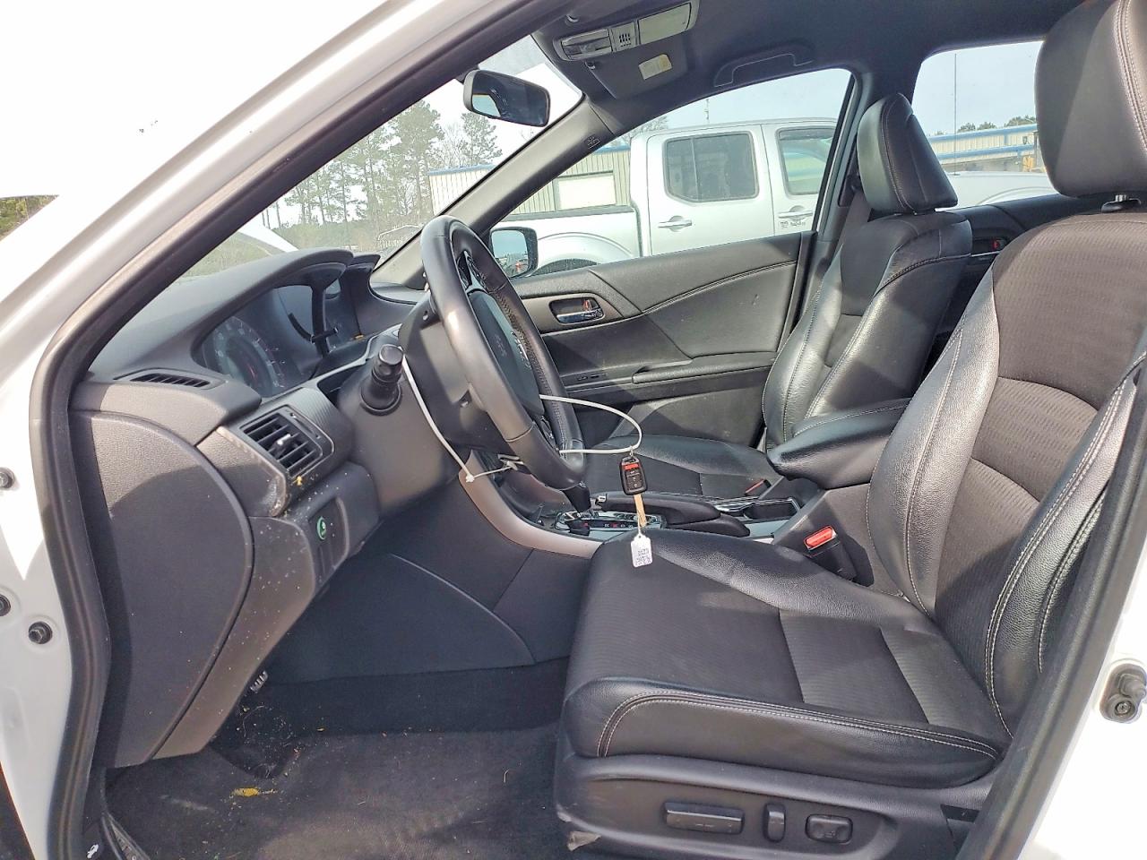 2016 HONDA ACCORD SPORT photo 13