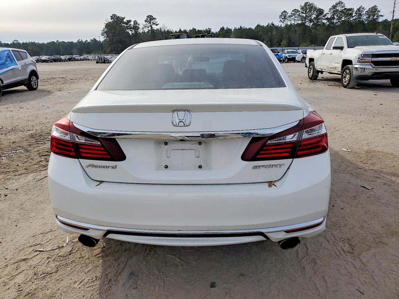 2016 HONDA ACCORD SPORT photo 11