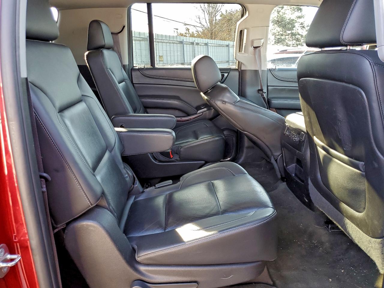2015 GMC YUKON XL K1500 SLT photo 31