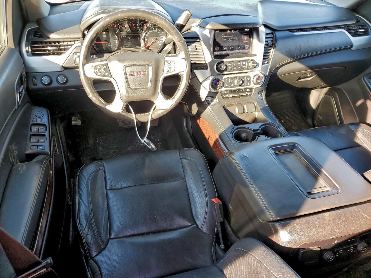 2015 GMC YUKON XL K1500 SLT photo 22
