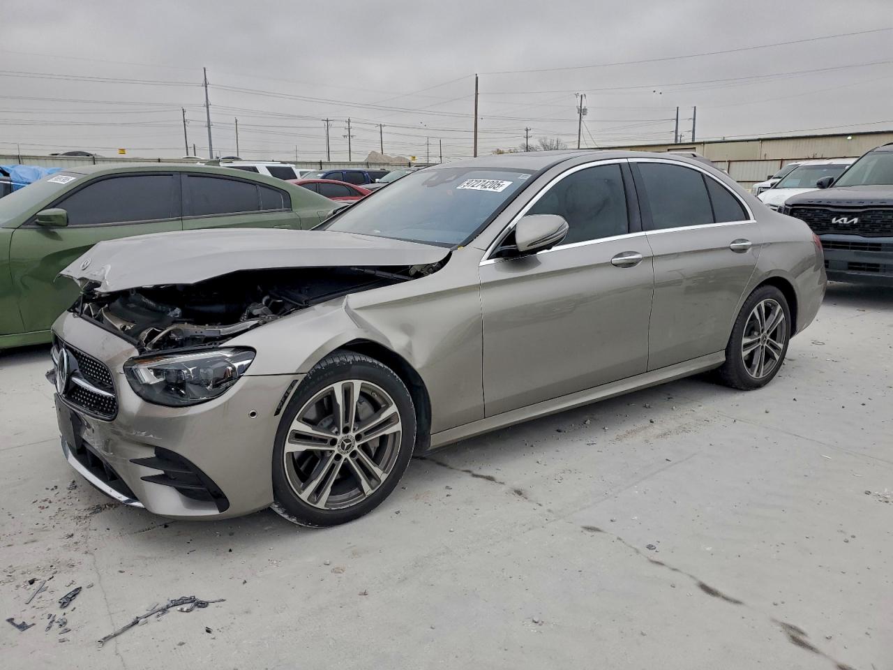 2022 MERCEDES-BENZ E