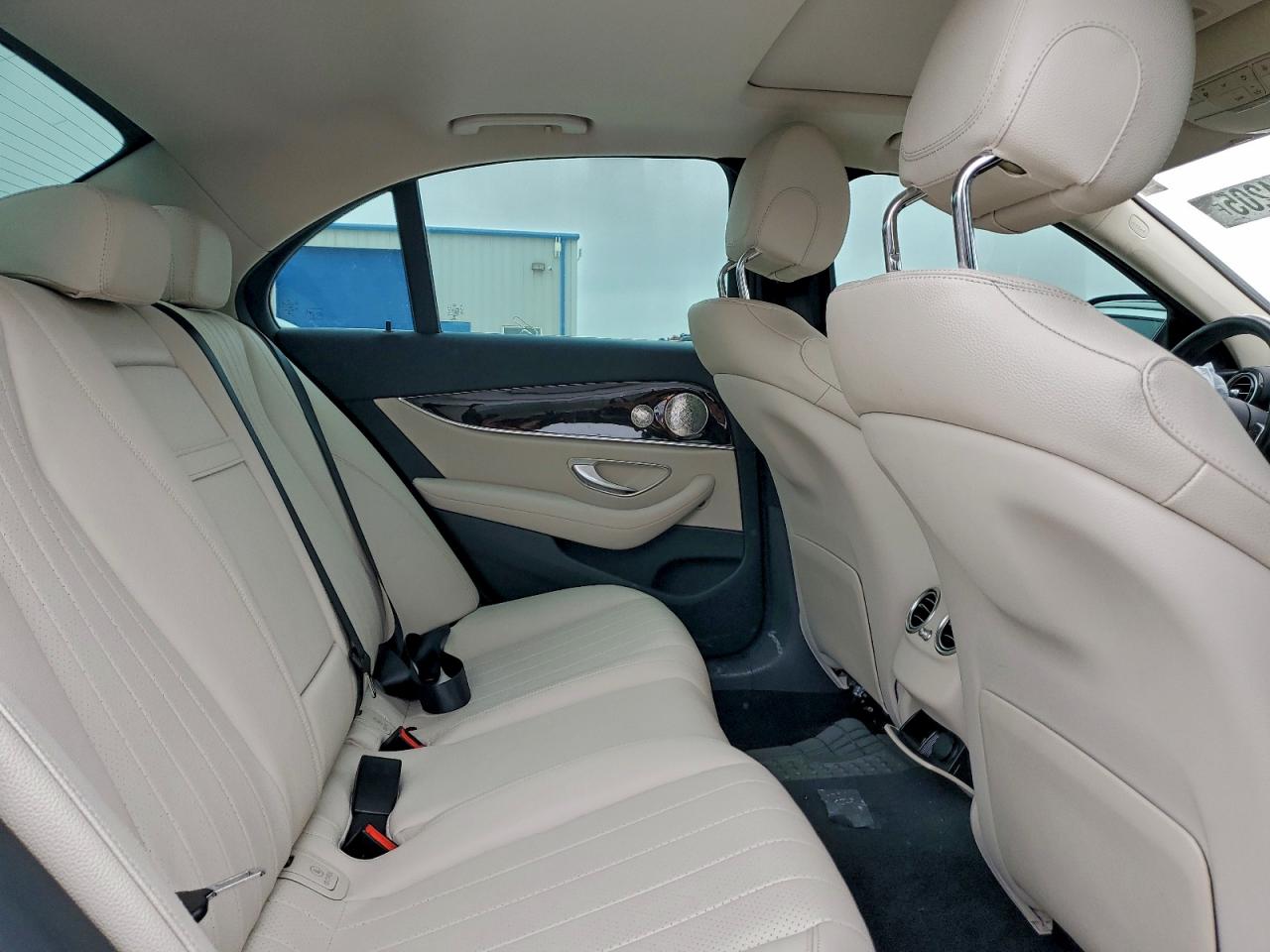 2022 MERCEDES-BENZ E 350 photo 19