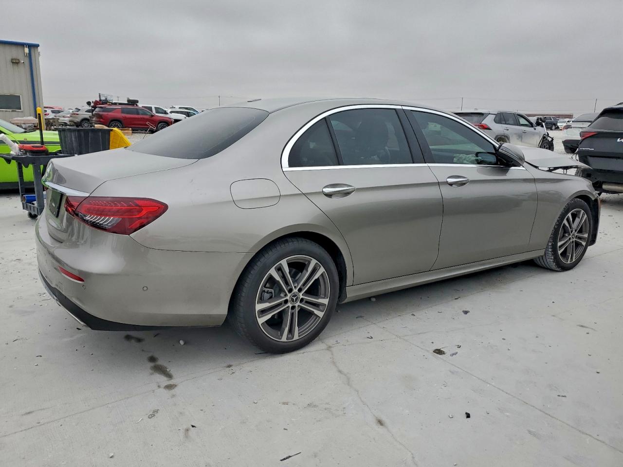 2022 MERCEDES-BENZ E 350 photo 5