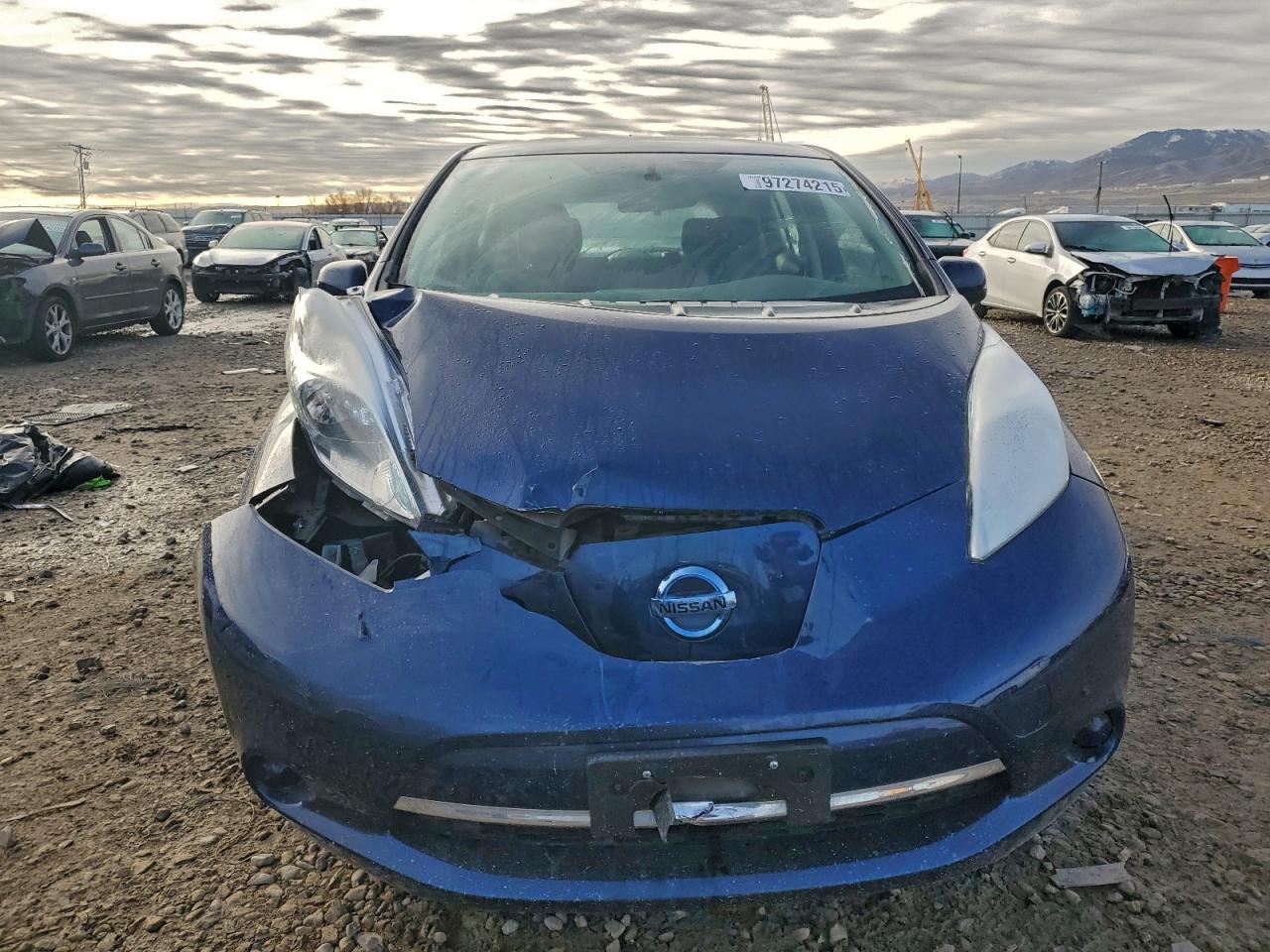 2016 NISSAN LEAF S photo 9