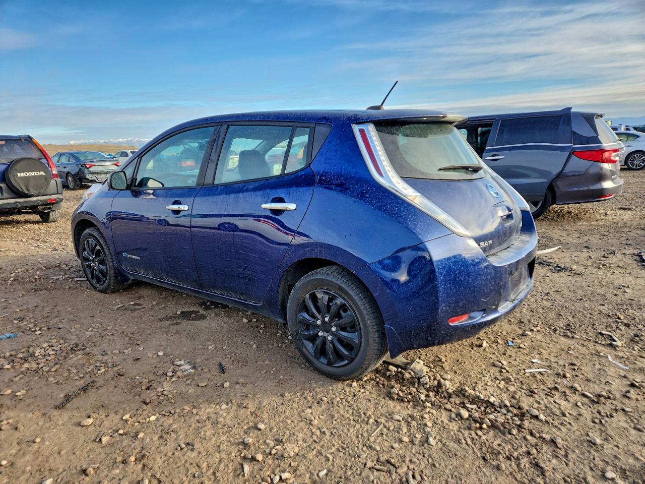 2016 NISSAN LEAF S photo 3