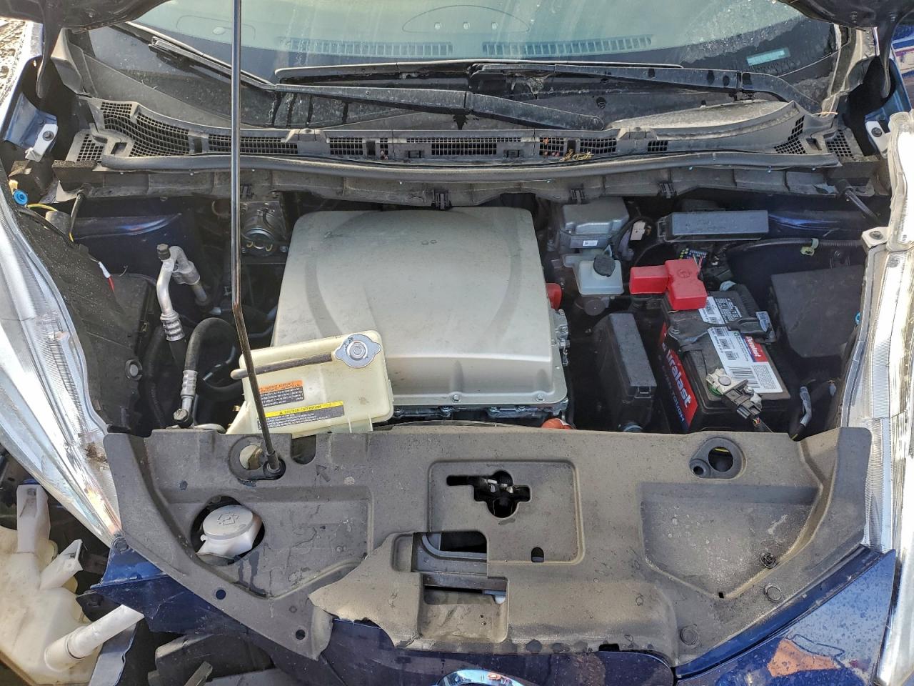 2016 NISSAN LEAF S photo 21