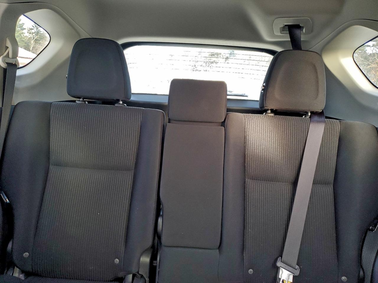 2015 TOYOTA RAV4 LE photo 10