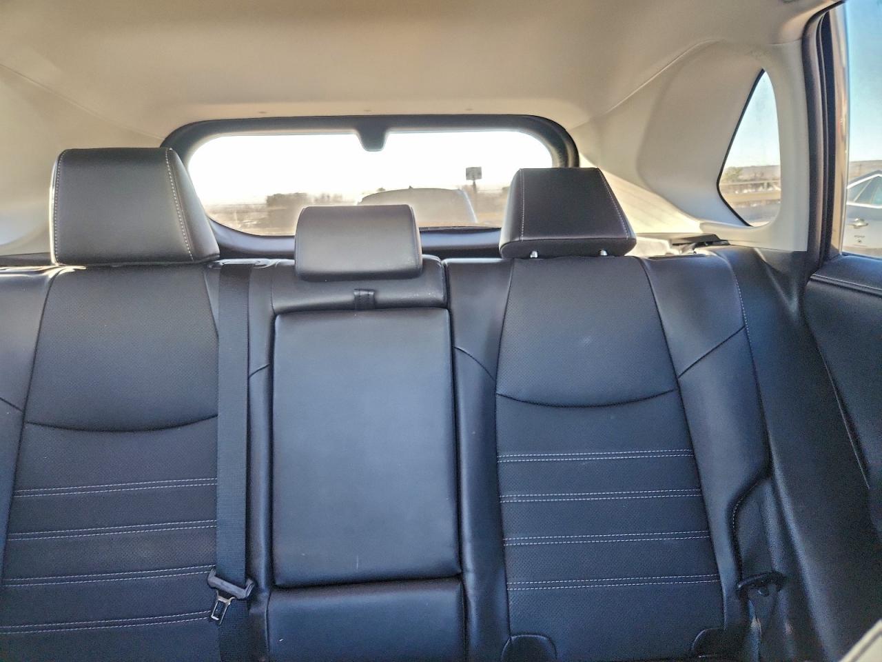 2022 TOYOTA RAV4 LIMITED photo 28