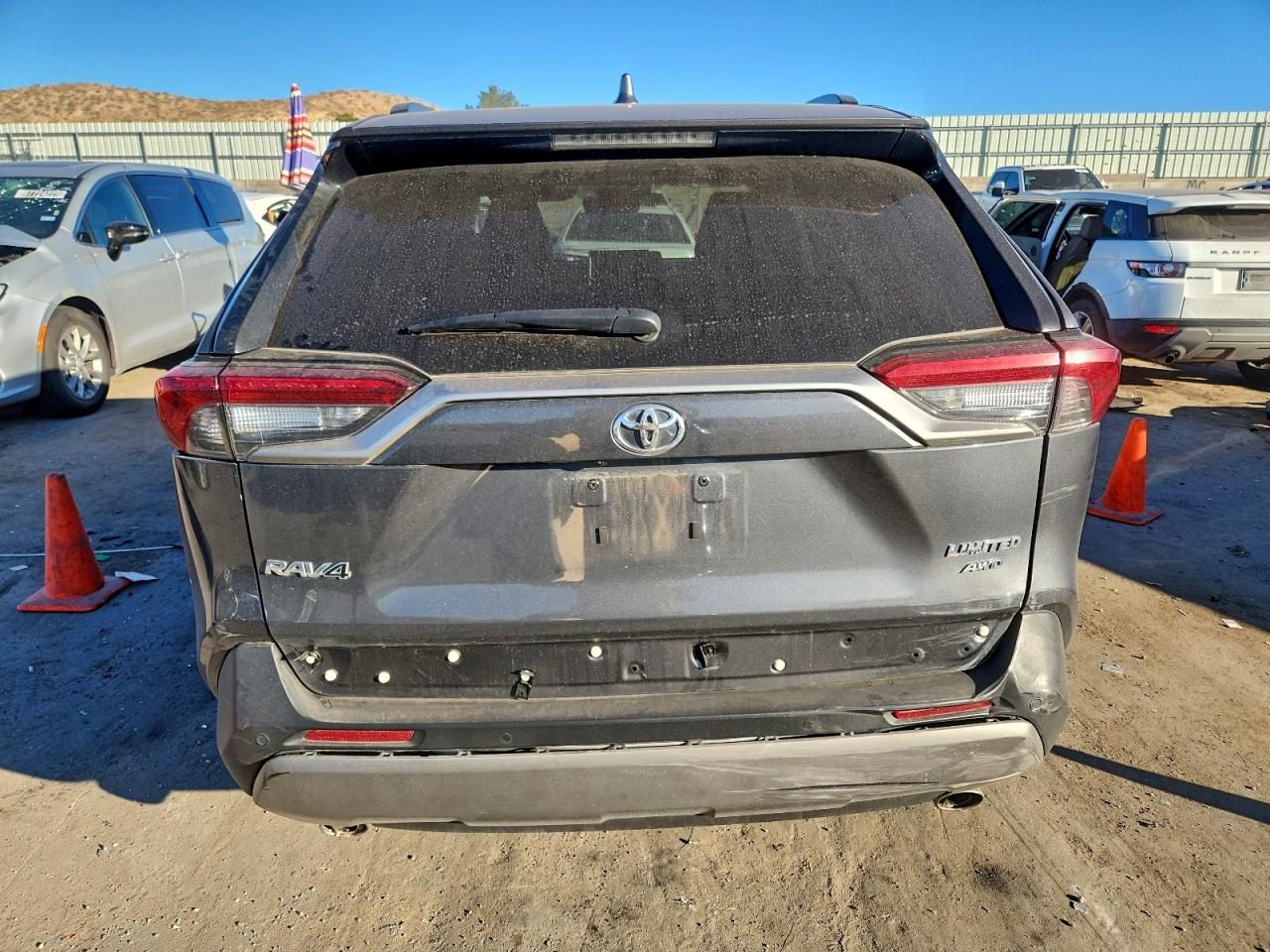 2022 TOYOTA RAV4 LIMITED photo 16