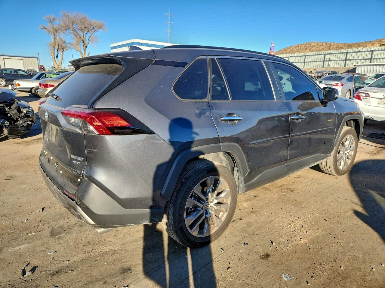 2022 TOYOTA RAV4 LIMITED photo 7