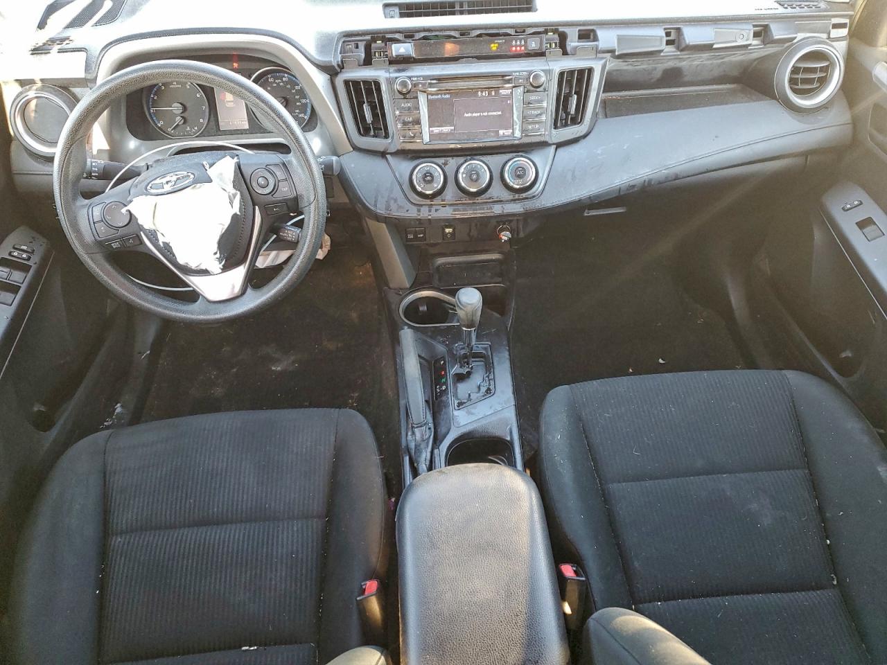 2018 TOYOTA RAV4 LE photo 22