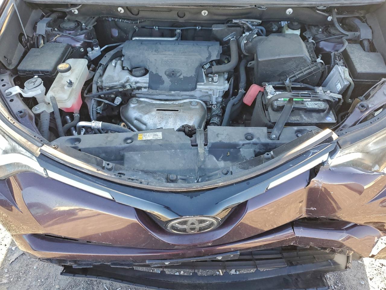 2018 TOYOTA RAV4 LE photo 31