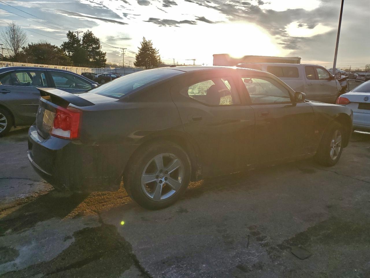 2009 DODGE CHARGER SXT photo 5