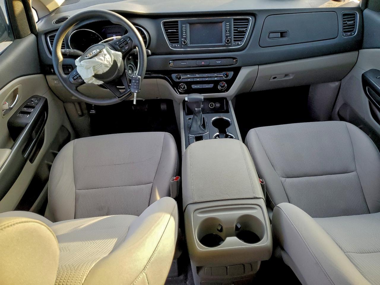 2021 KIA SEDONA LX photo 8