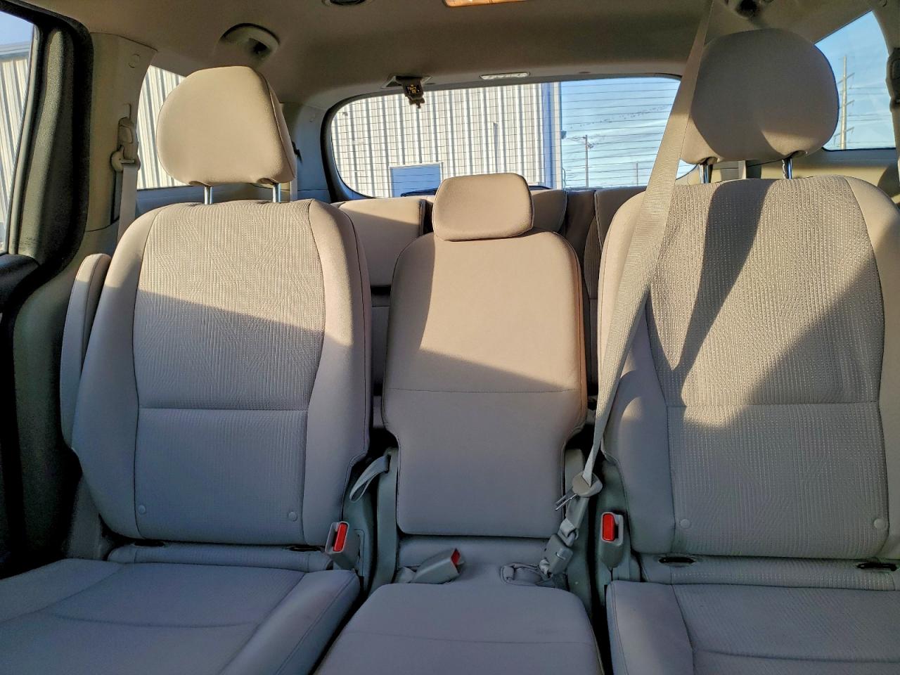 2021 KIA SEDONA LX photo 10