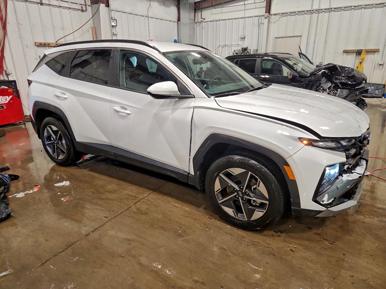 2025 HYUNDAI TUCSON SEL photo 4