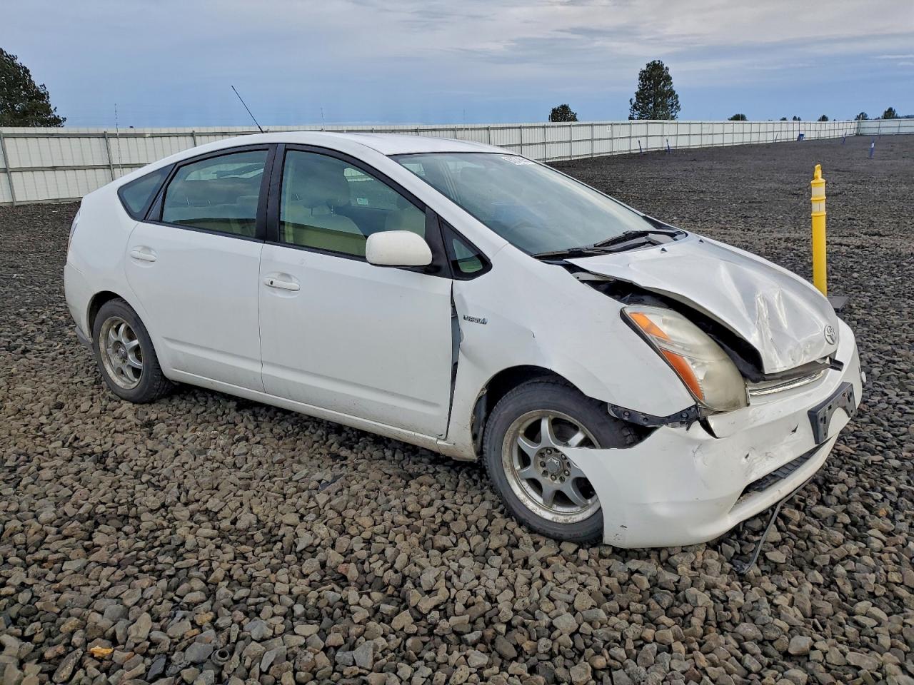 2009 TOYOTA PRIUS photo 4