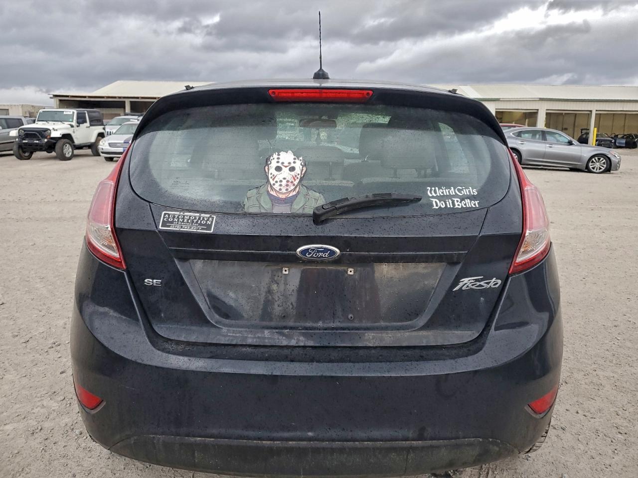 2016 FORD FIESTA SE photo 11