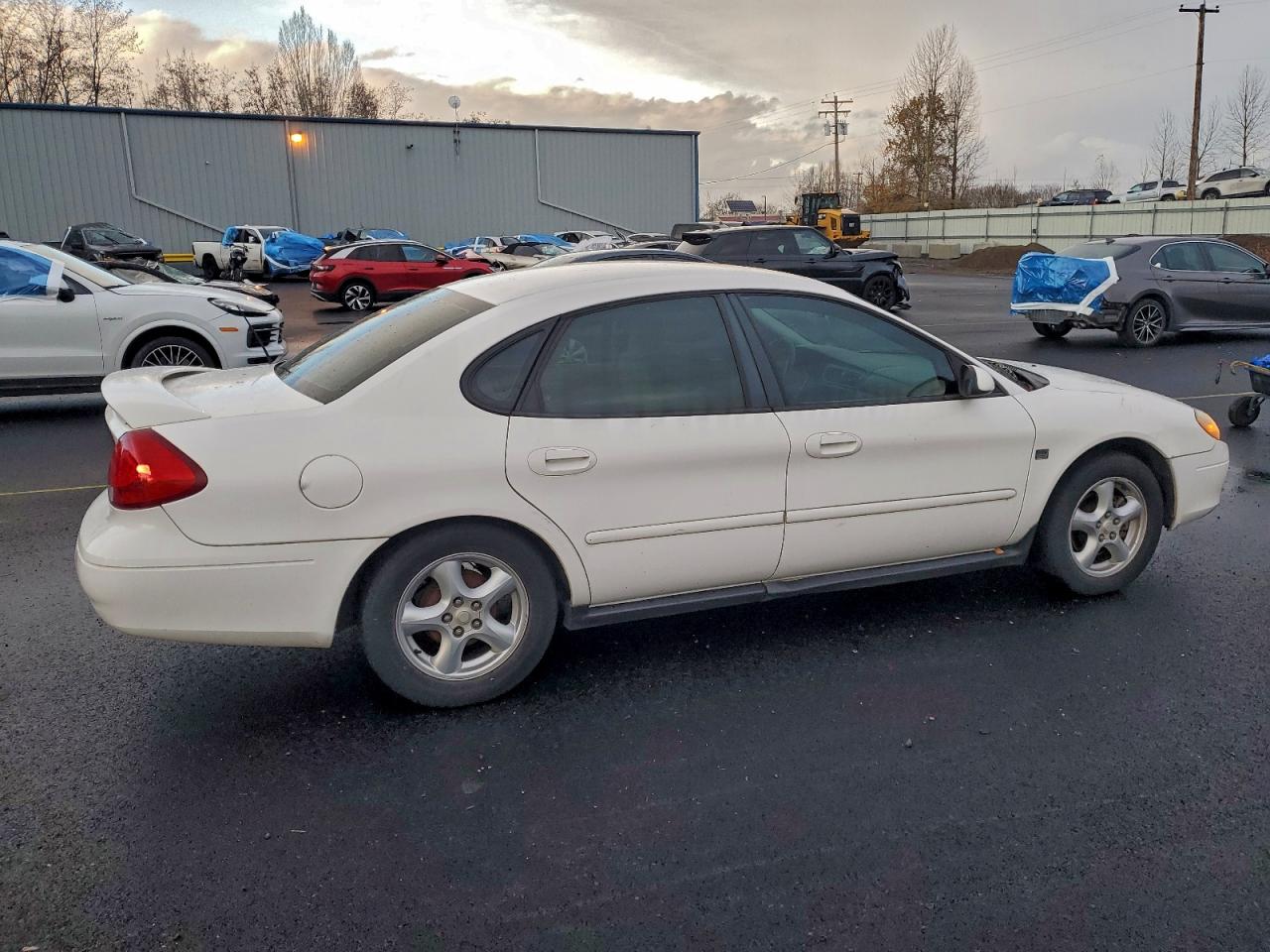 2003 FORD TAURUS photo 7