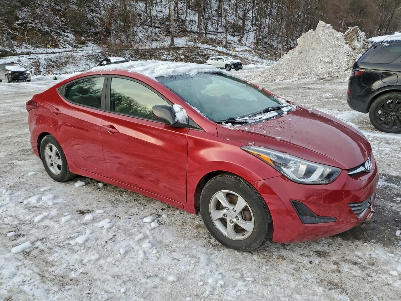 2015 HYUNDAI ELANTRA SE photo 4