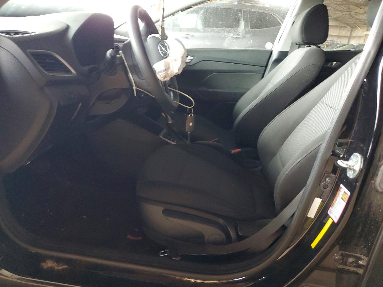 2019 HYUNDAI ACCENT SE photo 7