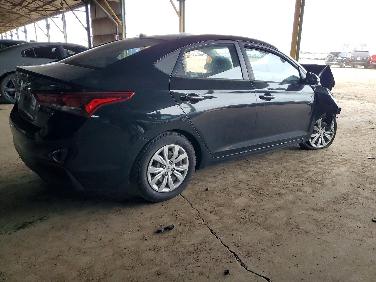 2019 HYUNDAI ACCENT SE photo 3