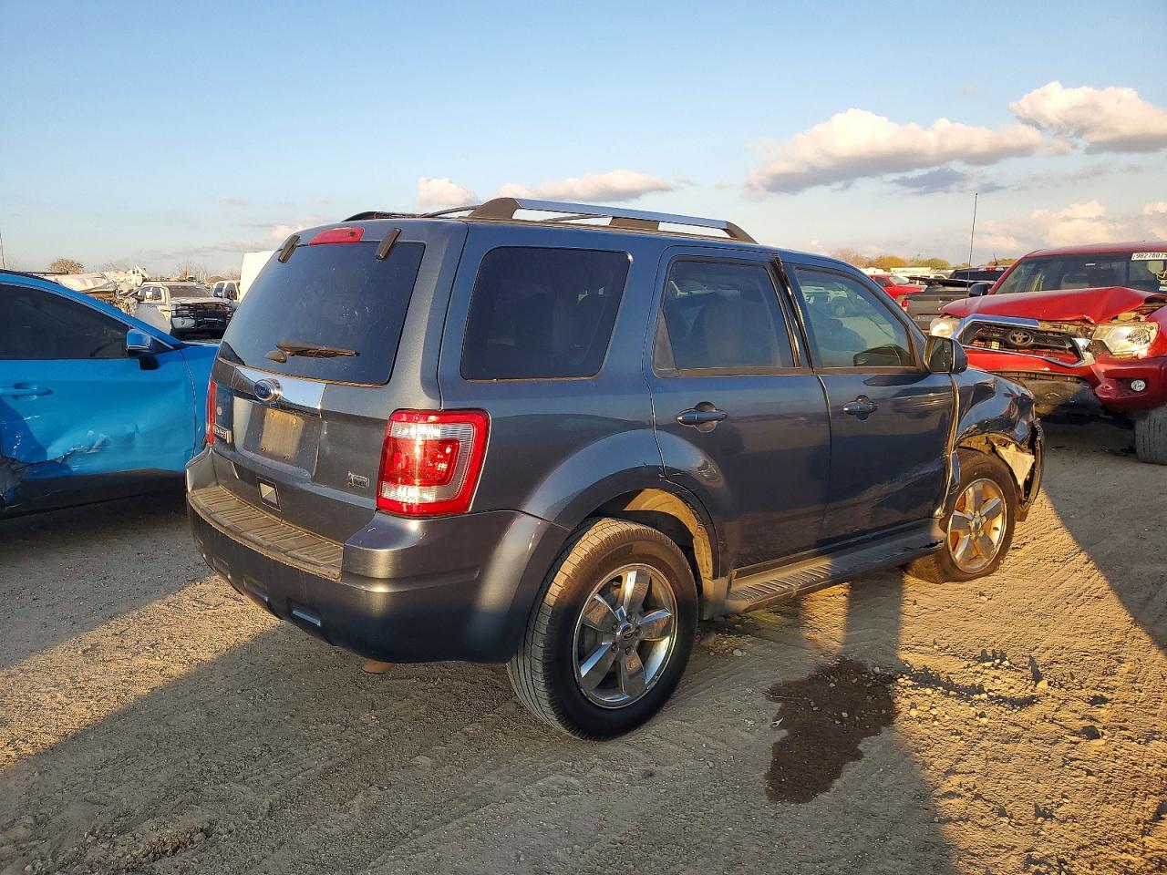 2011 FORD ESCAPE LIMITED photo 3