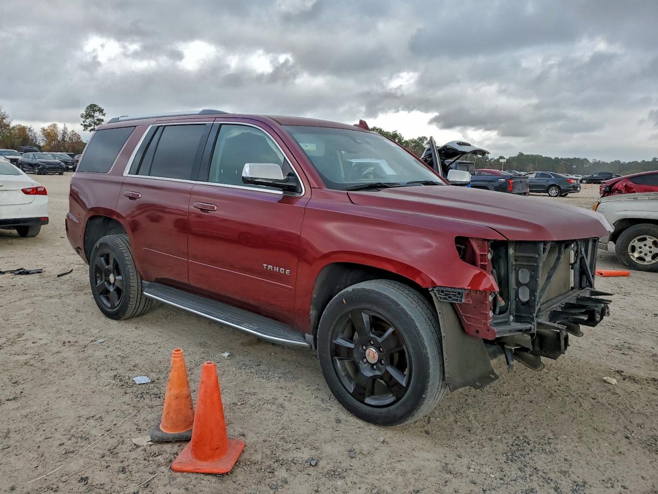 2017 CHEVROLET TAHOE C1500 PREMIER photo 4