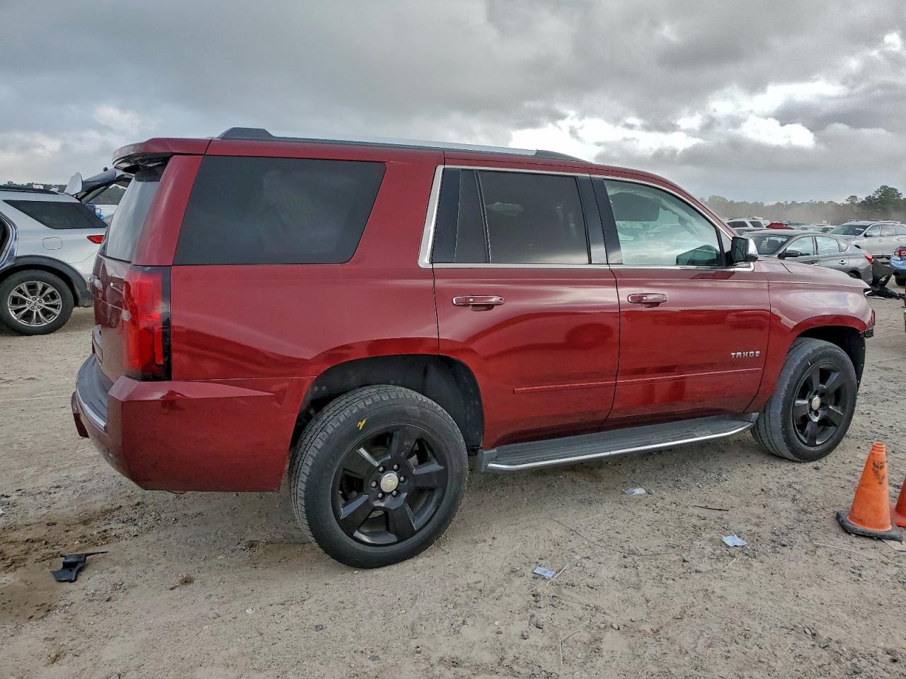 2017 CHEVROLET TAHOE C1500 PREMIER photo 3