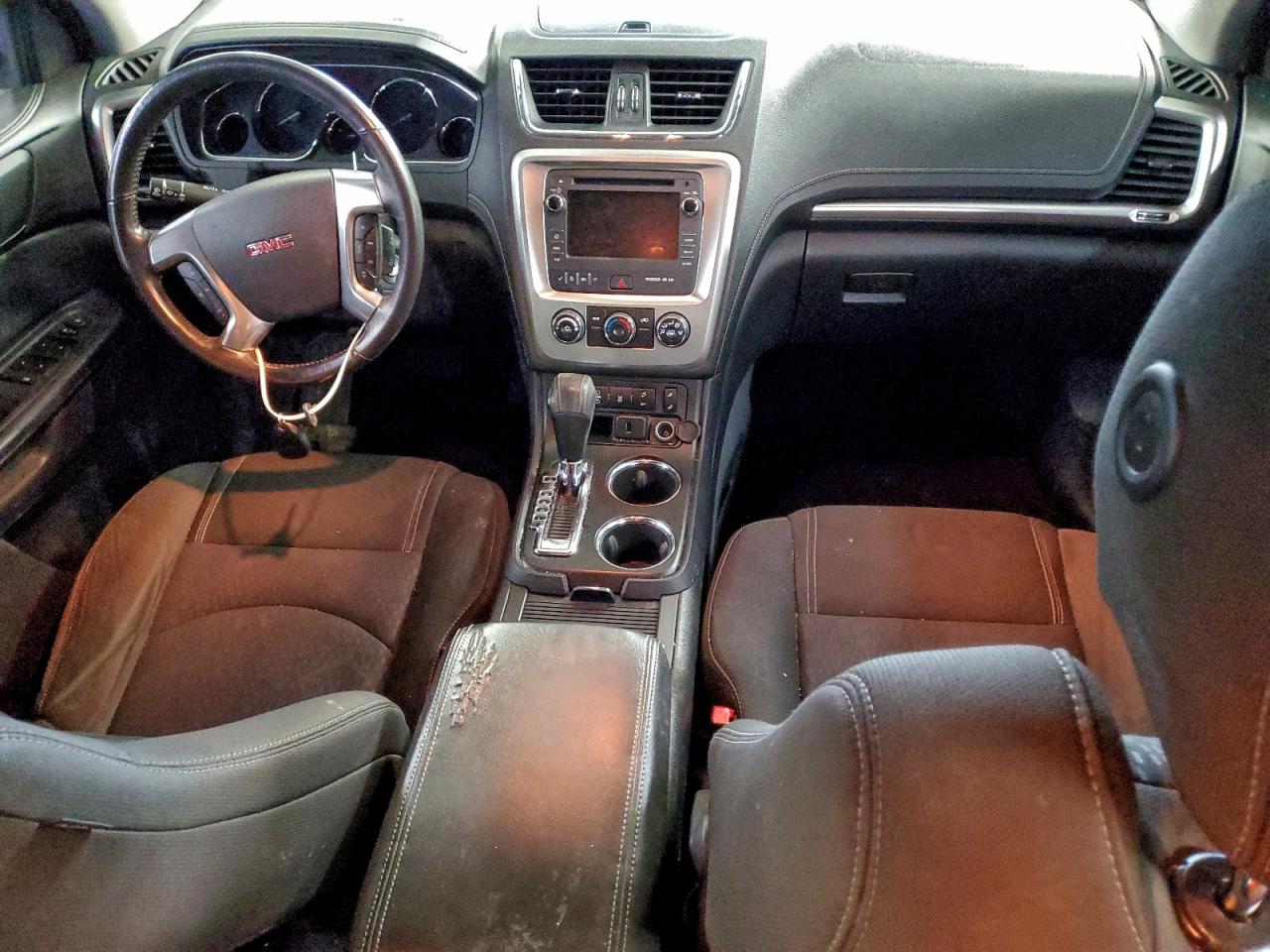 2015 GMC ACADIA SLE photo 8