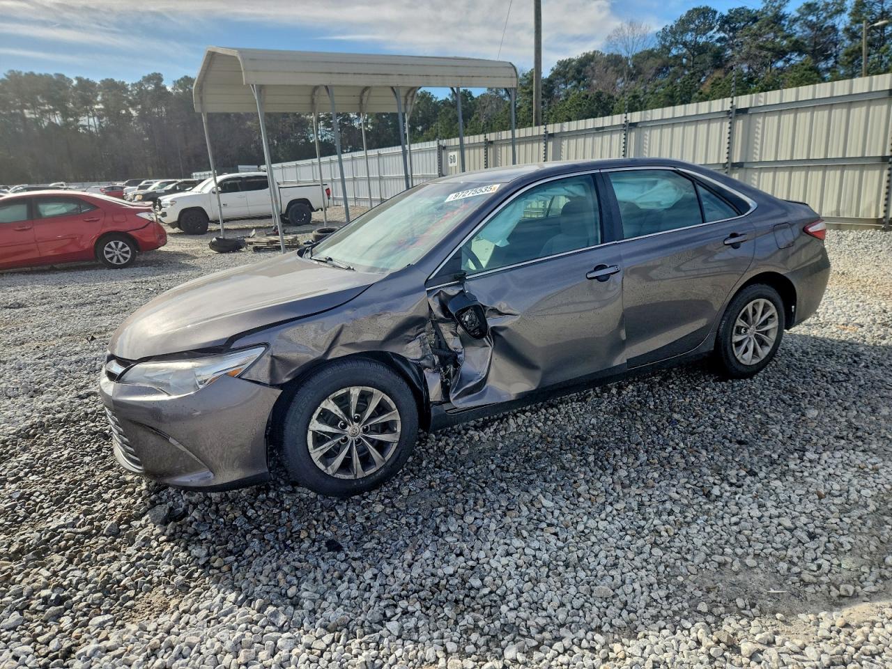 2017 TOYOTA CAMRY
