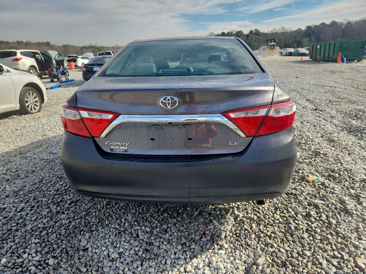 2017 TOYOTA CAMRY LE photo 11