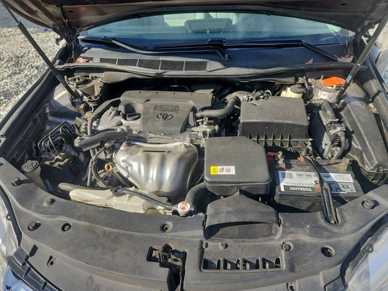 2017 TOYOTA CAMRY LE photo 21